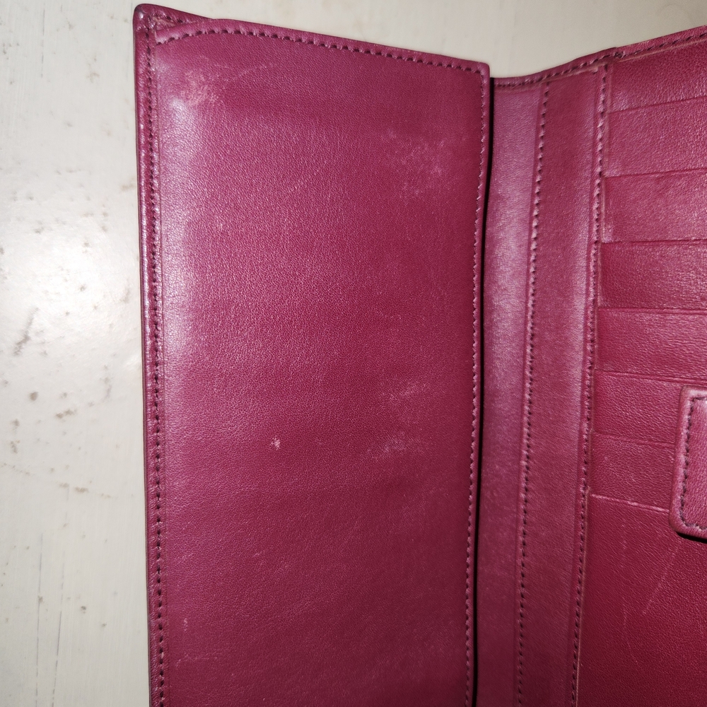 Gucci Plum Leather Continental Wallet - Embossed Monogram Comes With Dust Bag. - Picture 9 of 16